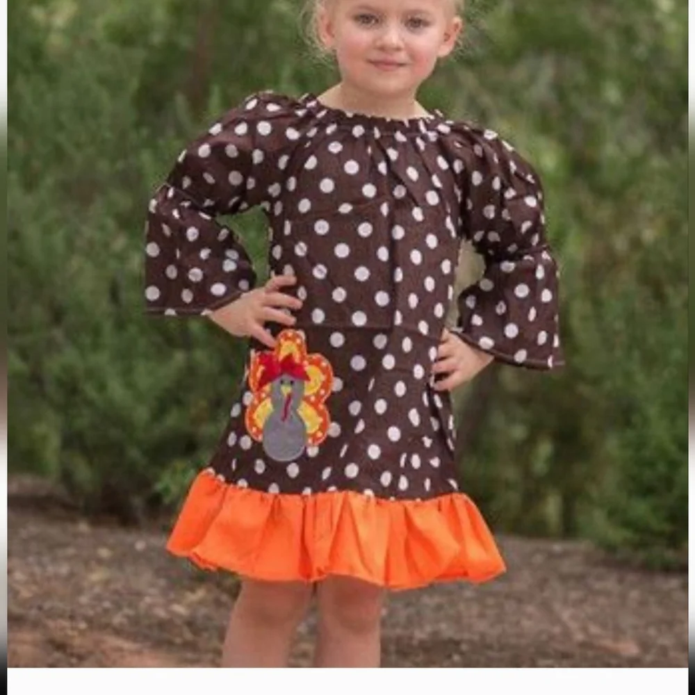 NWOT Thanksgiving Dress for girls NEW...size 6  RUNS SMALL